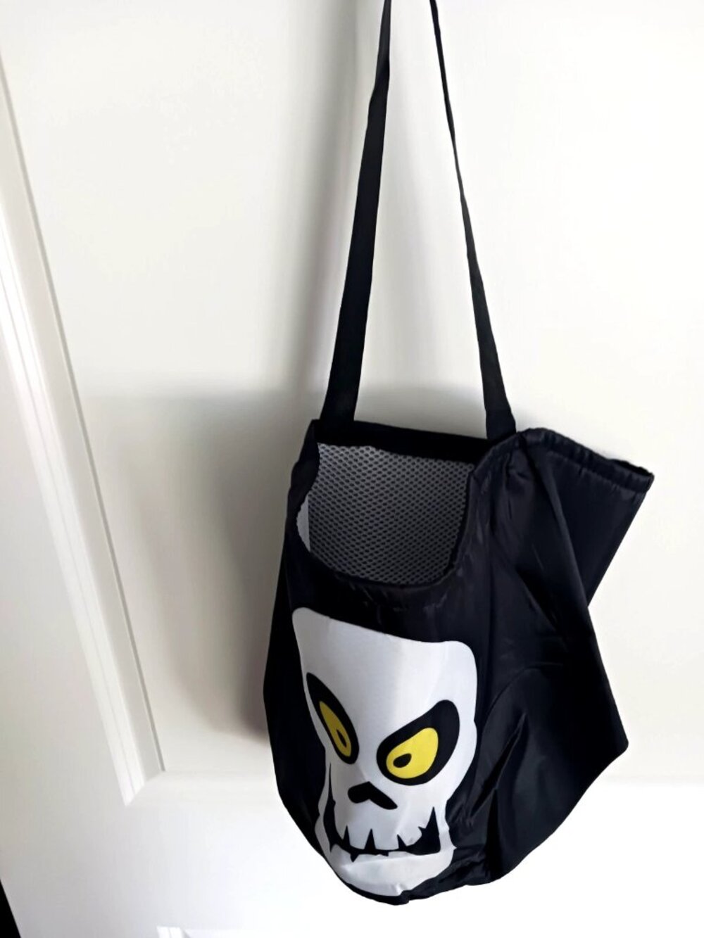 Skull Print Collapsible Reuseable Black Cloth Candy Bag Bucket Trick Or Treat